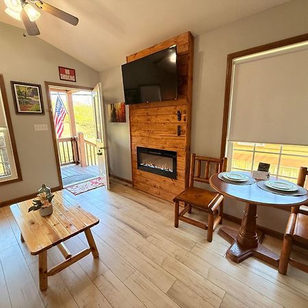 Qualla Cabins And Motel Cherokee Near Casino Whittier Екстер'єр фото