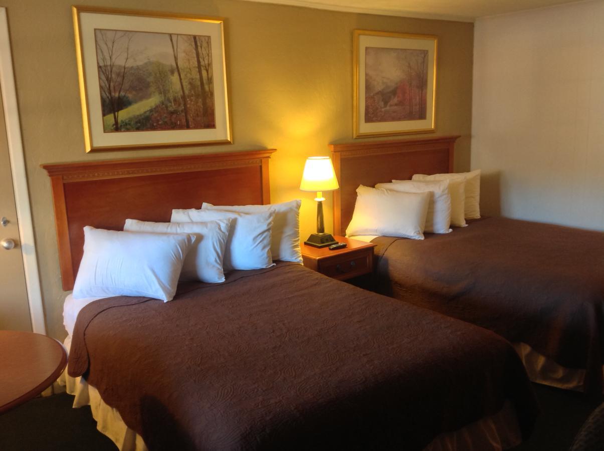Qualla Cabins And Motel Cherokee Near Casino Whittier Екстер'єр фото