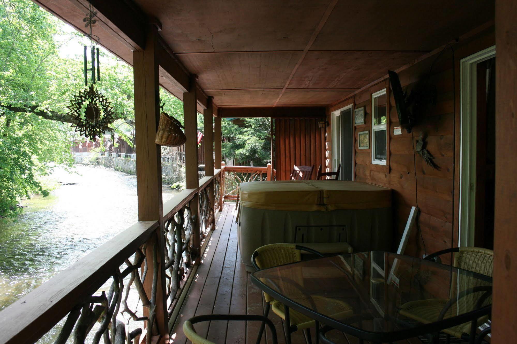 Qualla Cabins And Motel Cherokee Near Casino Whittier Екстер'єр фото